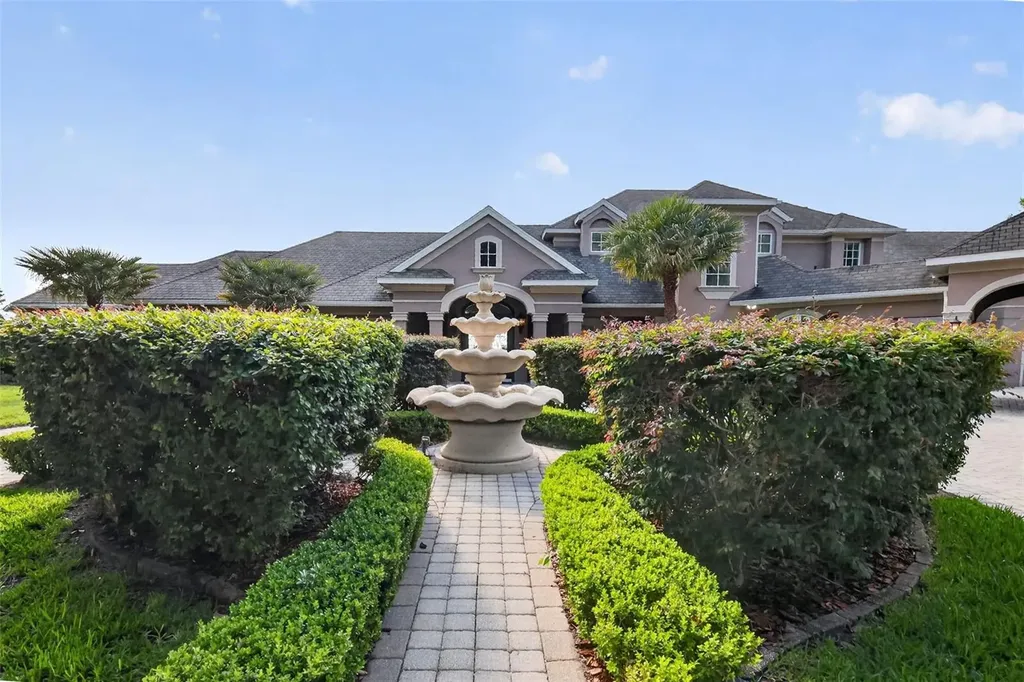 1000 Juliette Boulevard Mount Dora FL 32757