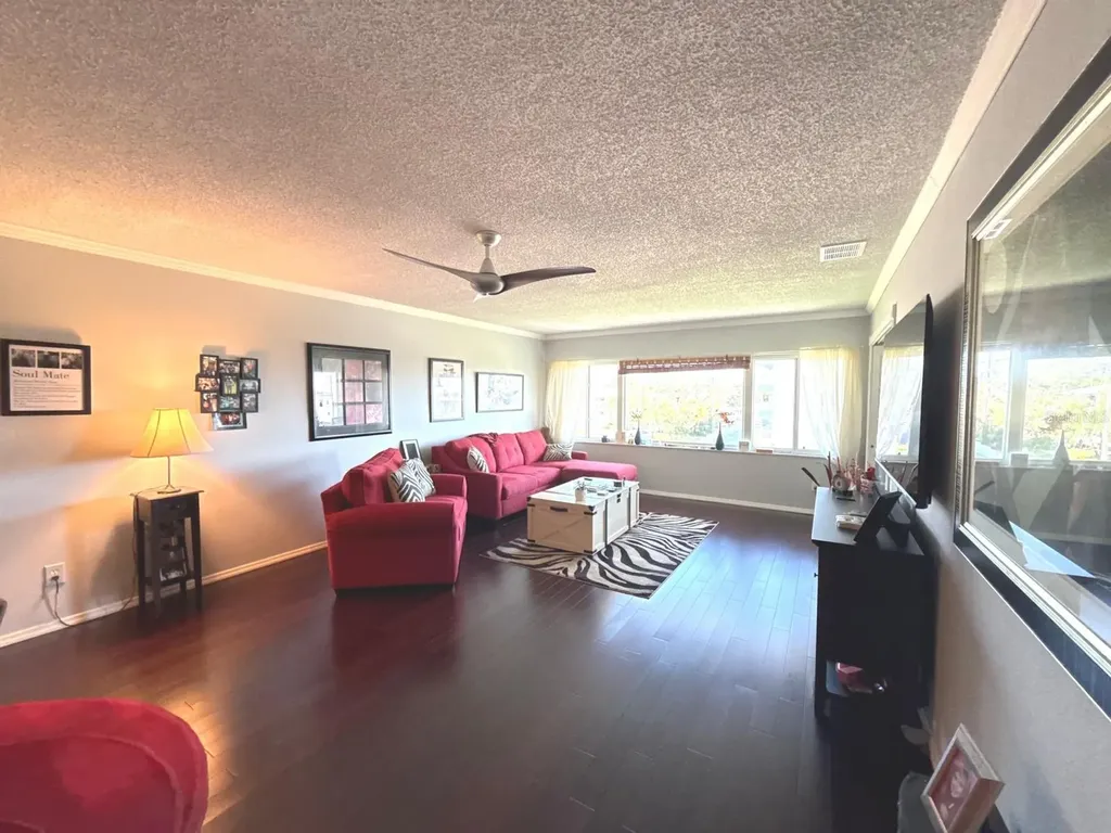 100 Bluff View Drive Belleair Bluffs FL 33770