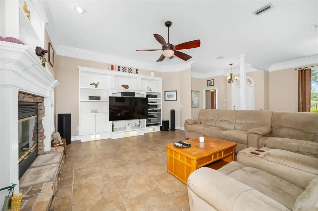 6739 SE 67th Court Trenton FL 32693