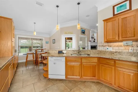 6739 SE 67th Court Trenton FL 32693