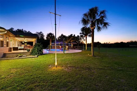 6739 SE 67th Court Trenton FL 32693