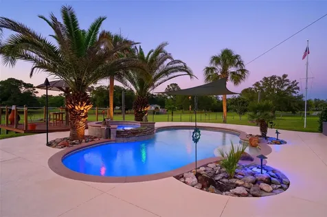 6739 SE 67th Court Trenton FL 32693