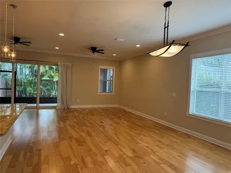 606 S Lincoln Avenue Tampa FL 33609