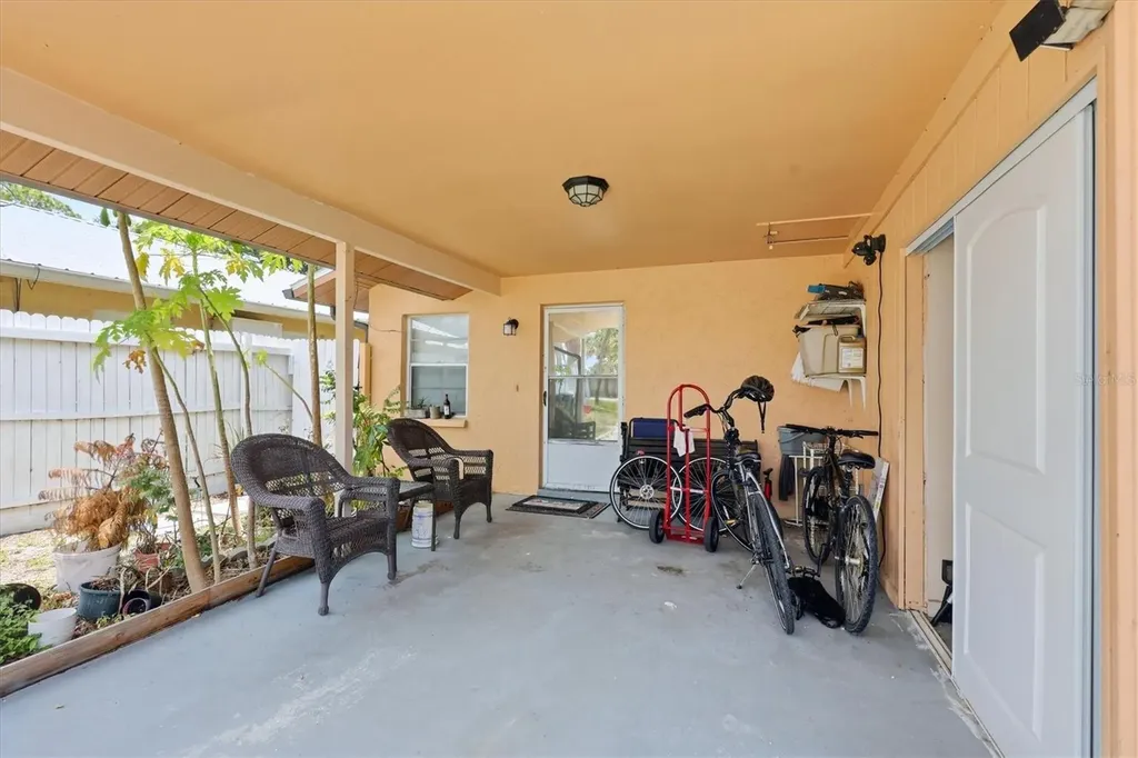 1844 Marbeth Street Sarasota FL 34231