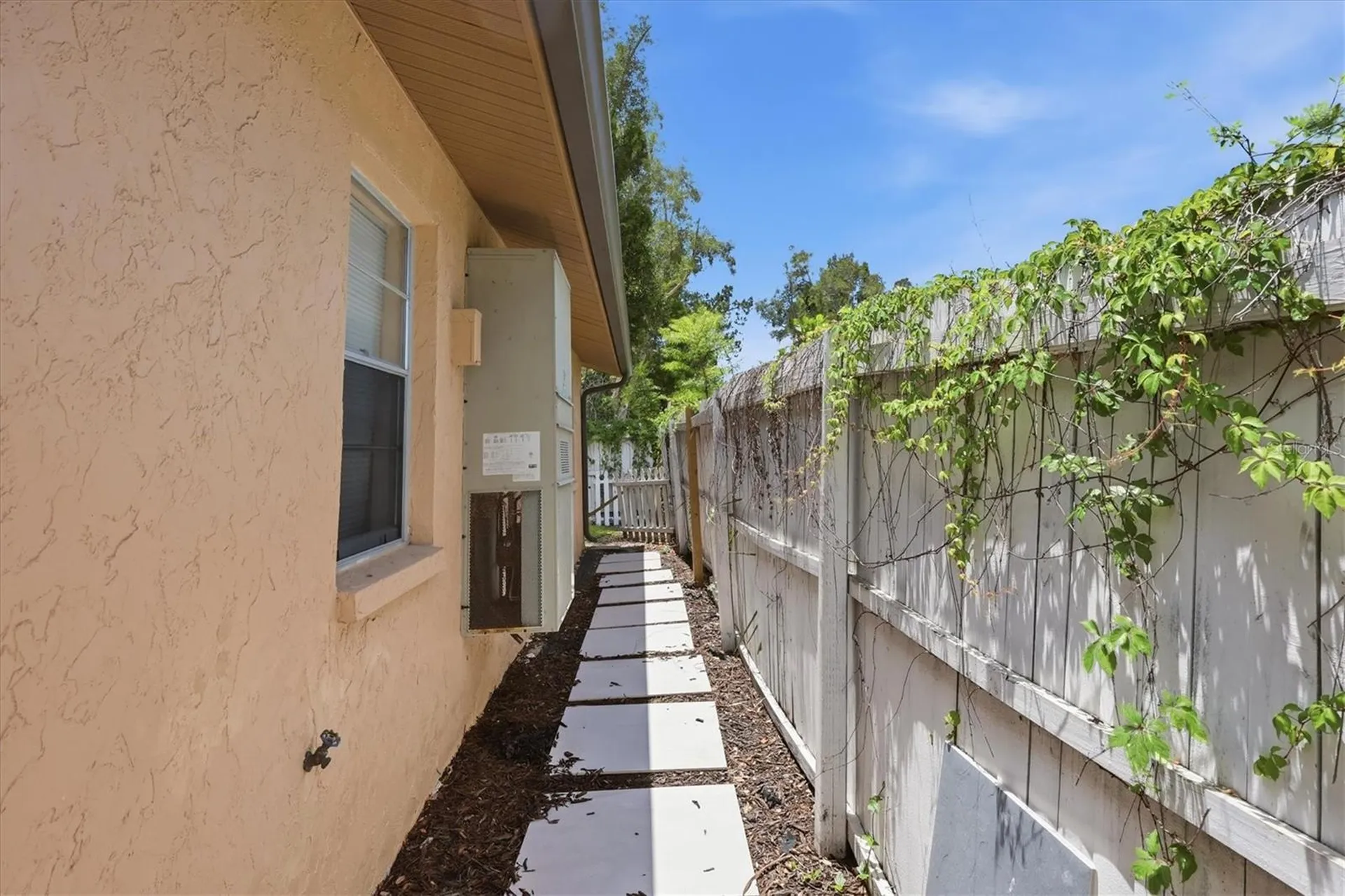 1844 Marbeth Street Sarasota FL 34231