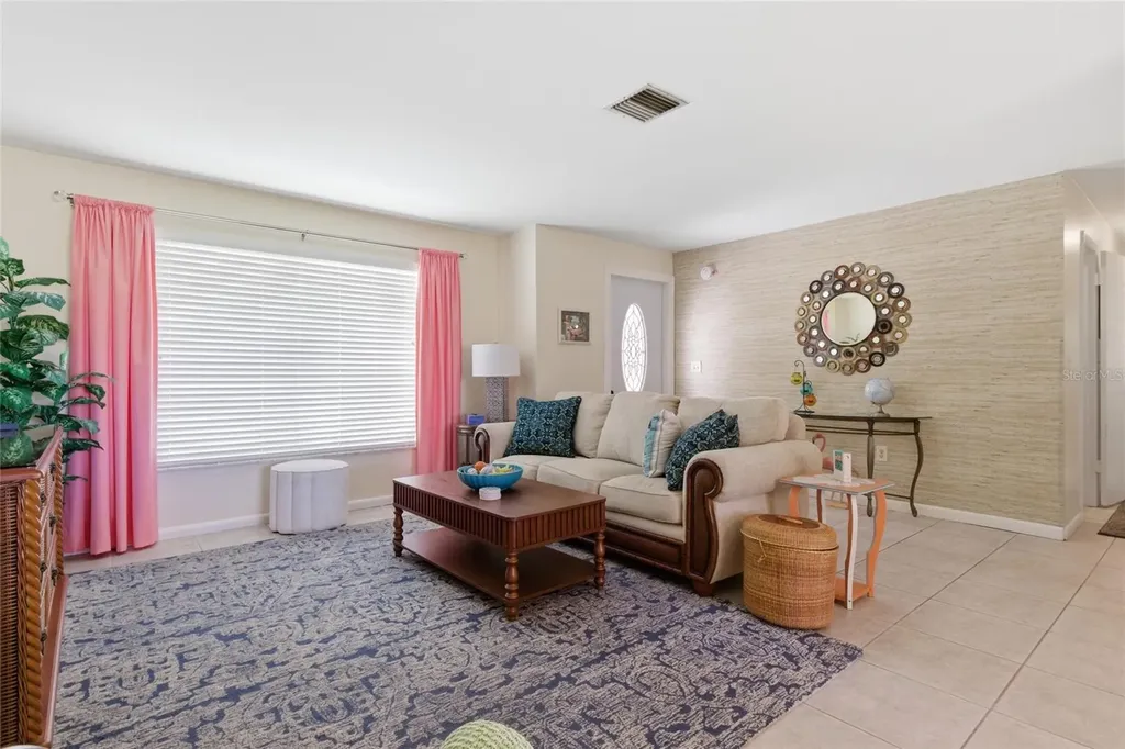 52 Annapolis Lane Rotonda West FL 33947
