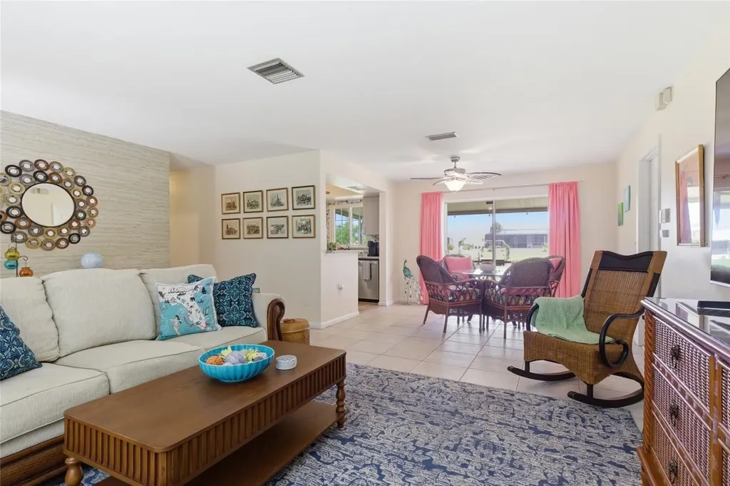 52 Annapolis Lane Rotonda West FL 33947
