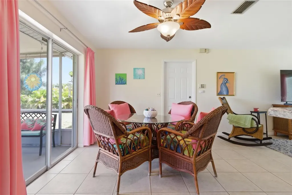 52 Annapolis Lane Rotonda West FL 33947