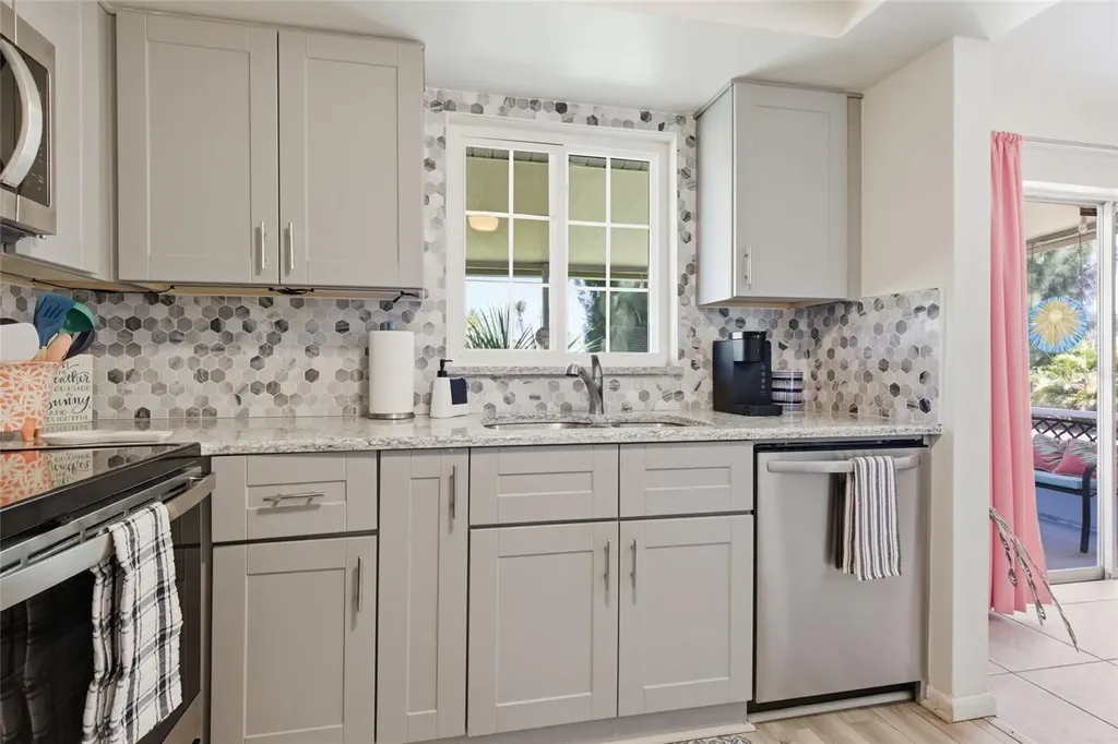 52 Annapolis Lane Rotonda West FL 33947