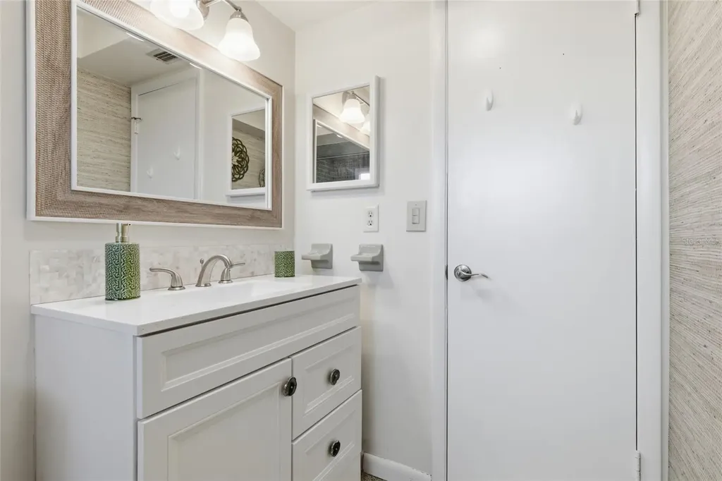 52 Annapolis Lane Rotonda West FL 33947