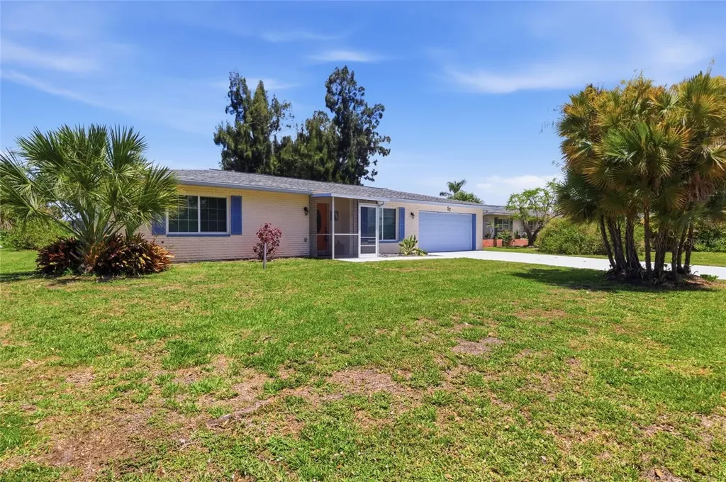 52 Annapolis Lane Rotonda West FL 33947