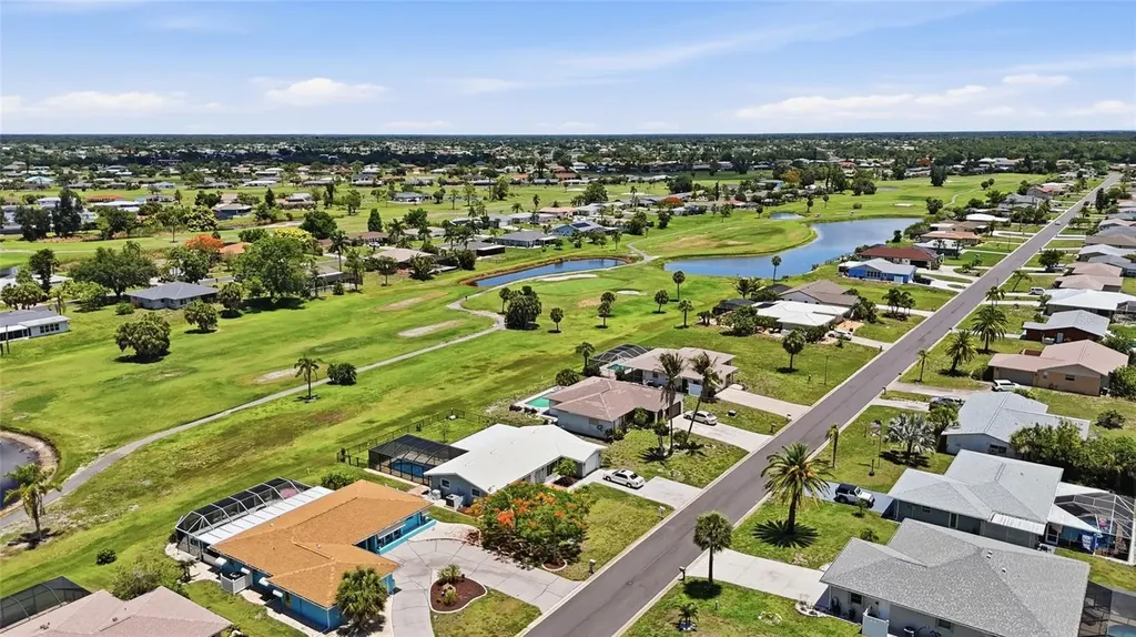 52 Annapolis Lane Rotonda West FL 33947