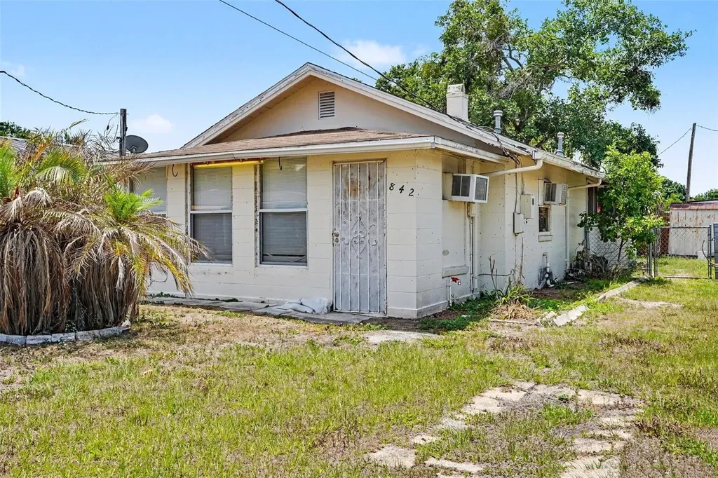 842 Meridian Avenue Lakeland FL 33801