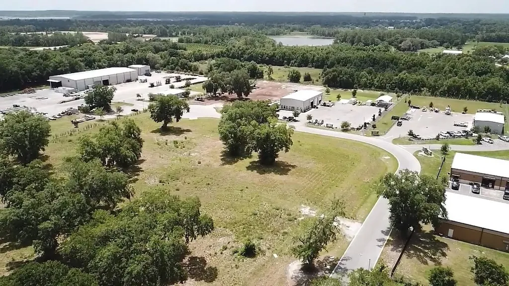 1080 Duck Box Road Umatilla FL 32784