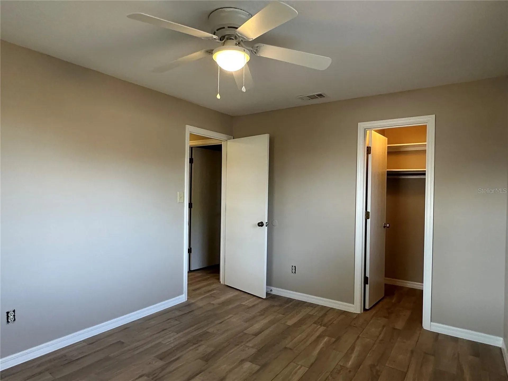2526 Poet Lane Orlando FL 32817