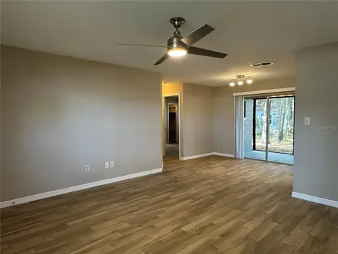 2526 Poet Lane Orlando FL 32817