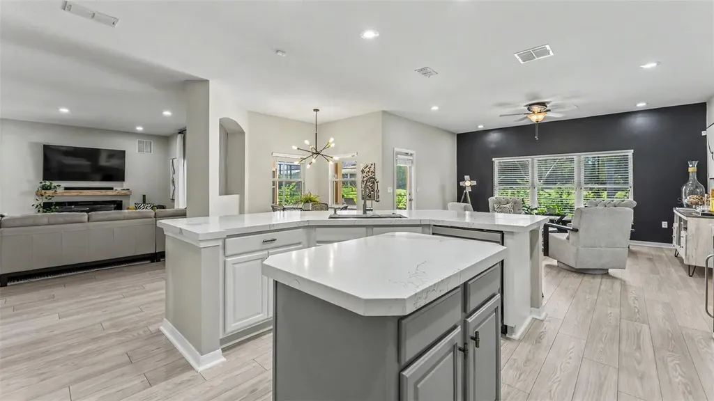 3826 Golden Feather Way Kissimmee FL 34746