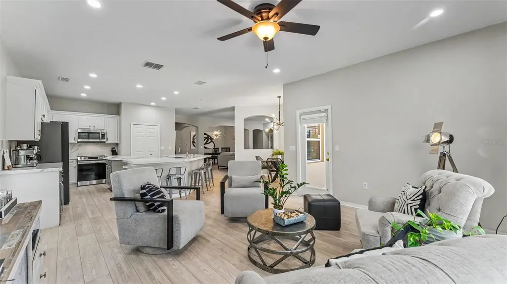 3826 Golden Feather Way Kissimmee FL 34746