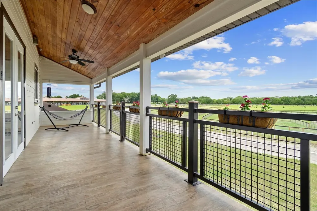 1345 NE 155 Place Citra FL 32113