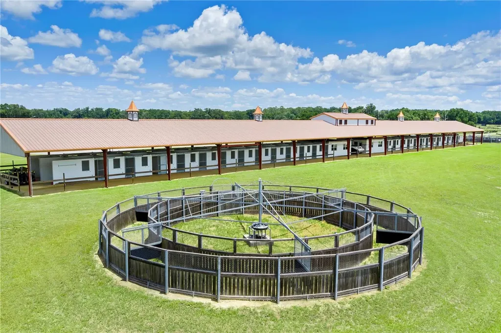 1345 NE 155 Place Citra FL 32113