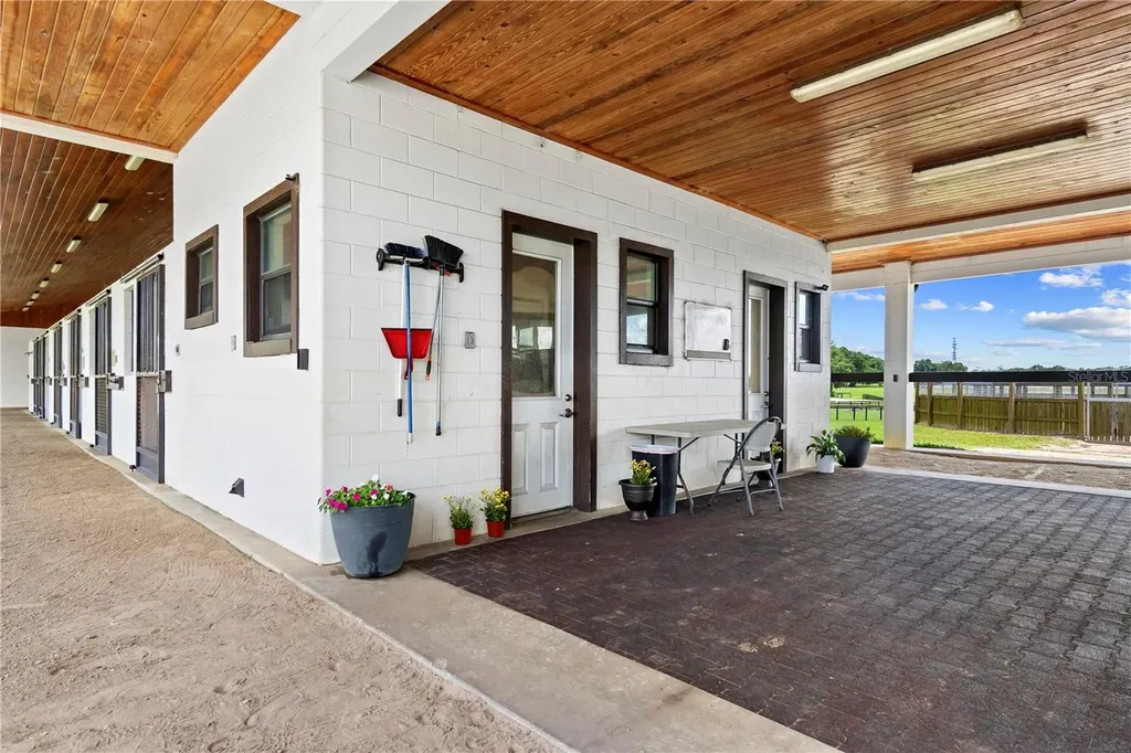 1345 NE 155 Place Citra FL 32113
