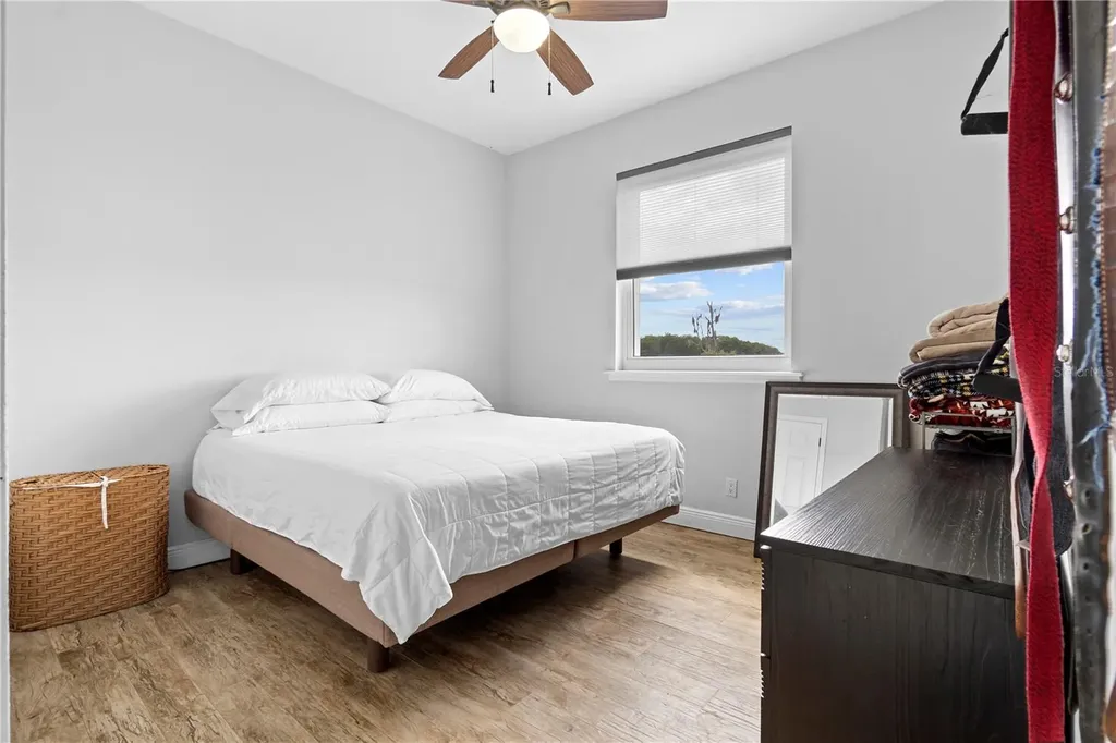 1345 NE 155 Place Citra FL 32113