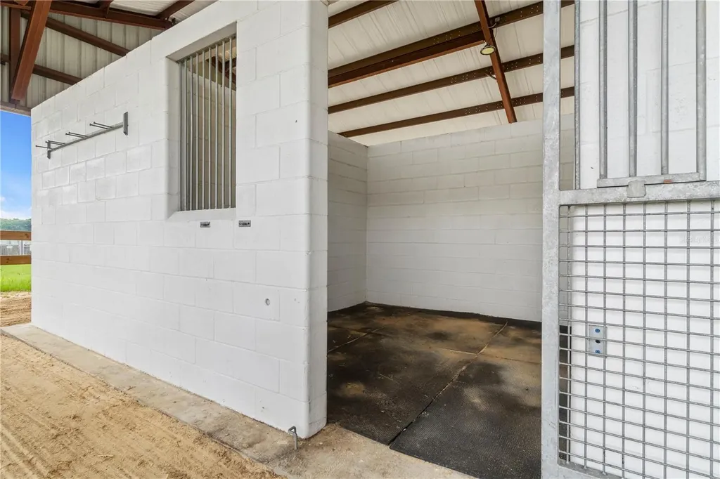 1345 NE 155 Place Citra FL 32113