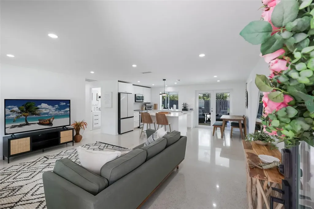 3119 Rose Street Sarasota FL 34239