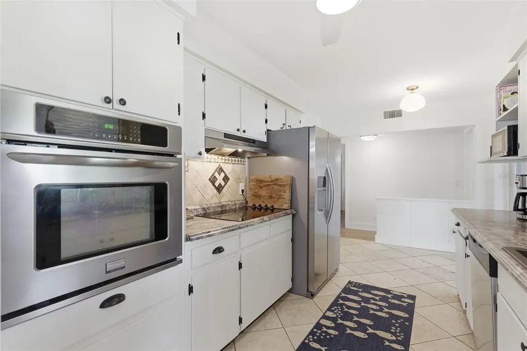 2050 Dunston Cove Road Clearwater FL 33755