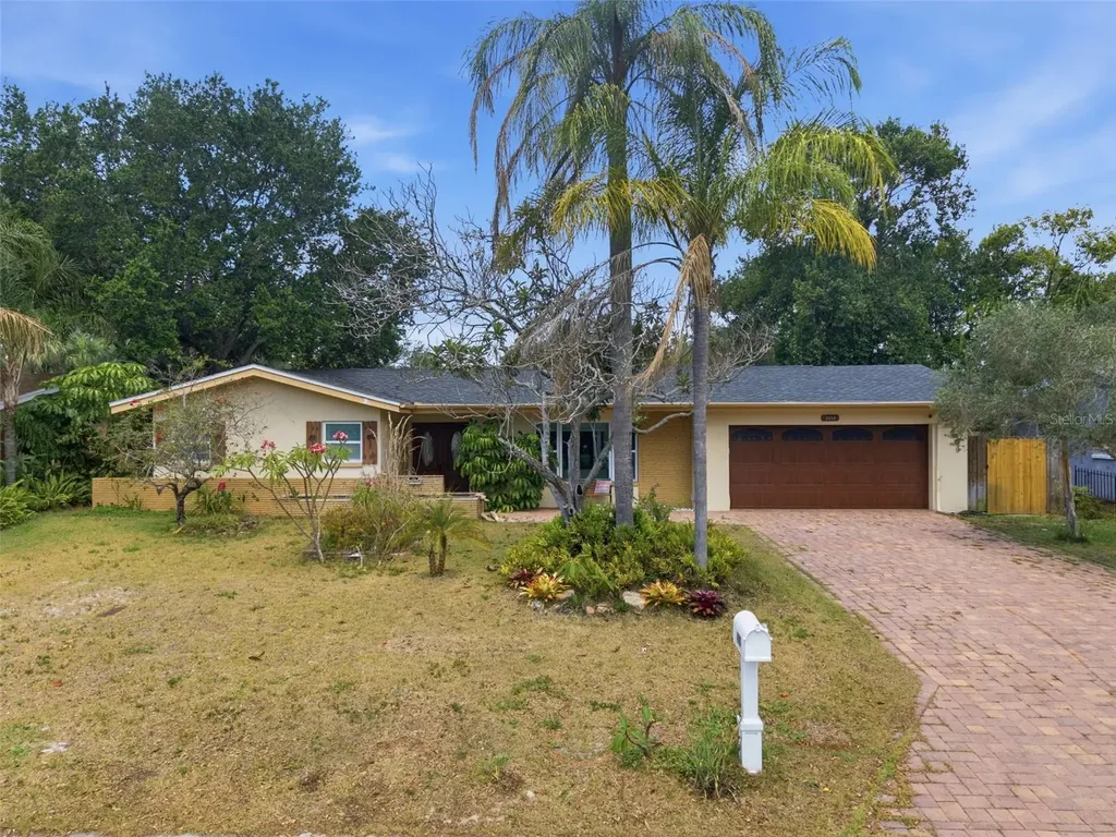 2050 Dunston Cove Road Clearwater FL 33755