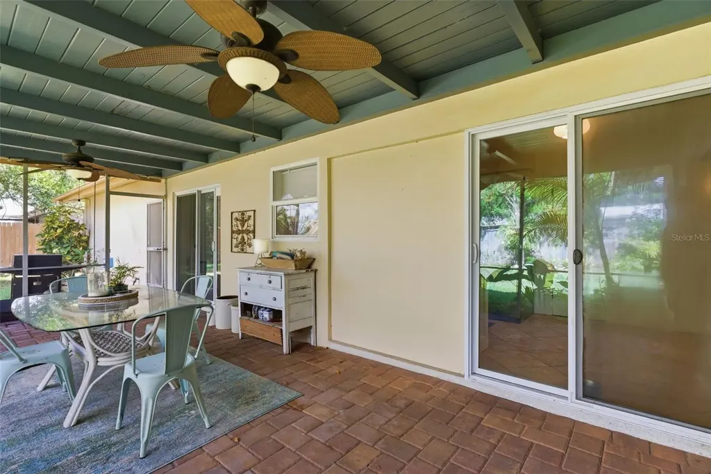 2050 Dunston Cove Road Clearwater FL 33755