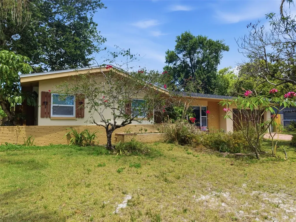 2050 Dunston Cove Road Clearwater FL 33755