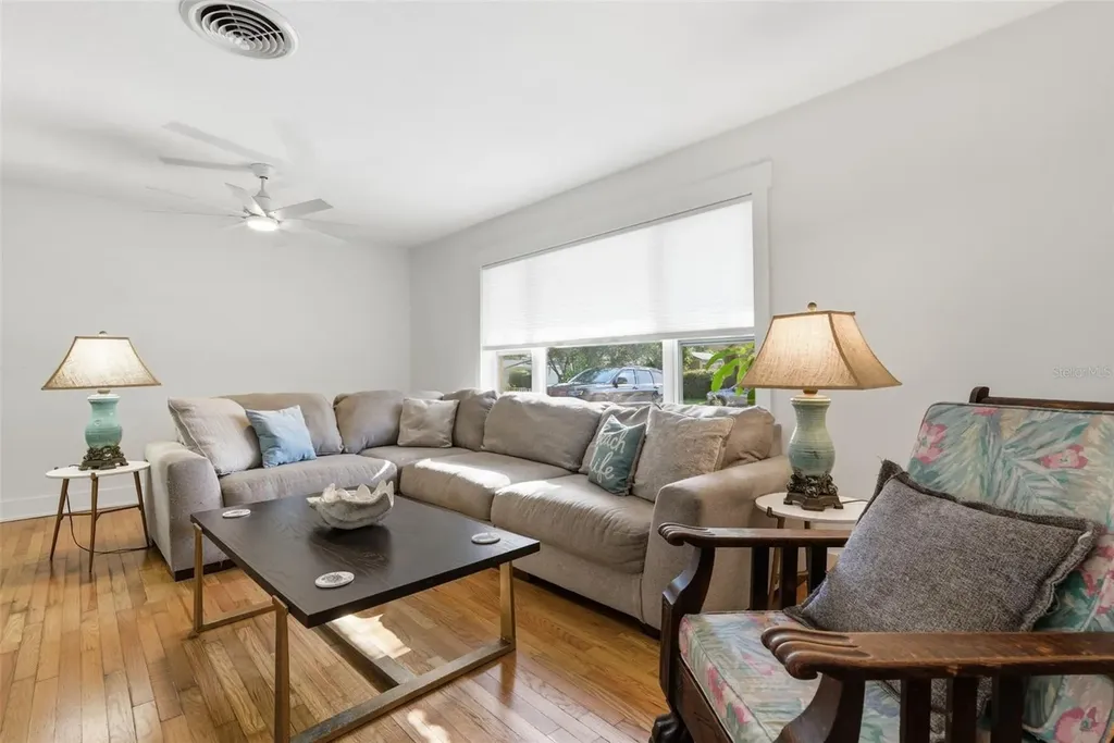 2050 Dunston Cove Road Clearwater FL 33755