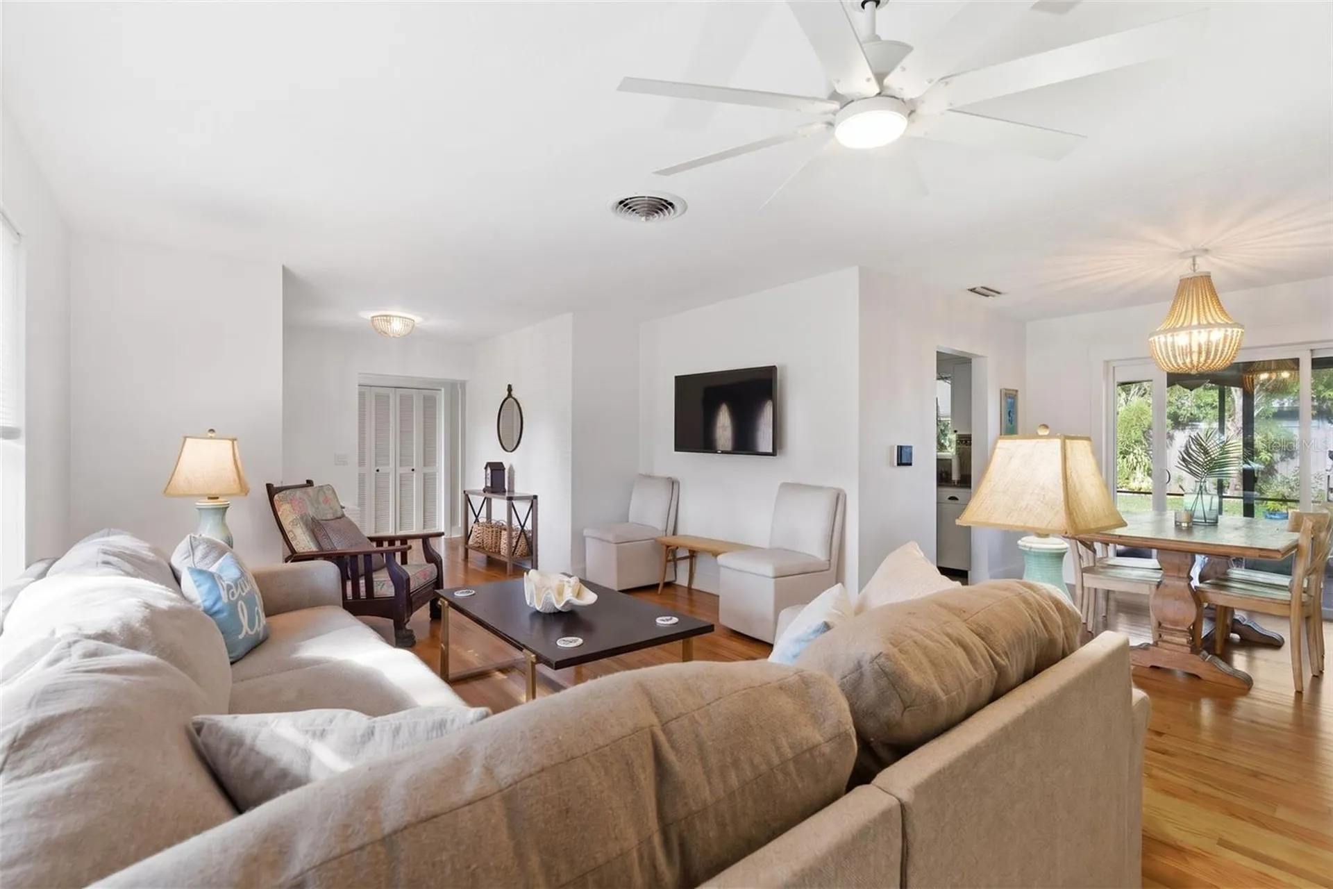 2050 Dunston Cove Road Clearwater FL 33755