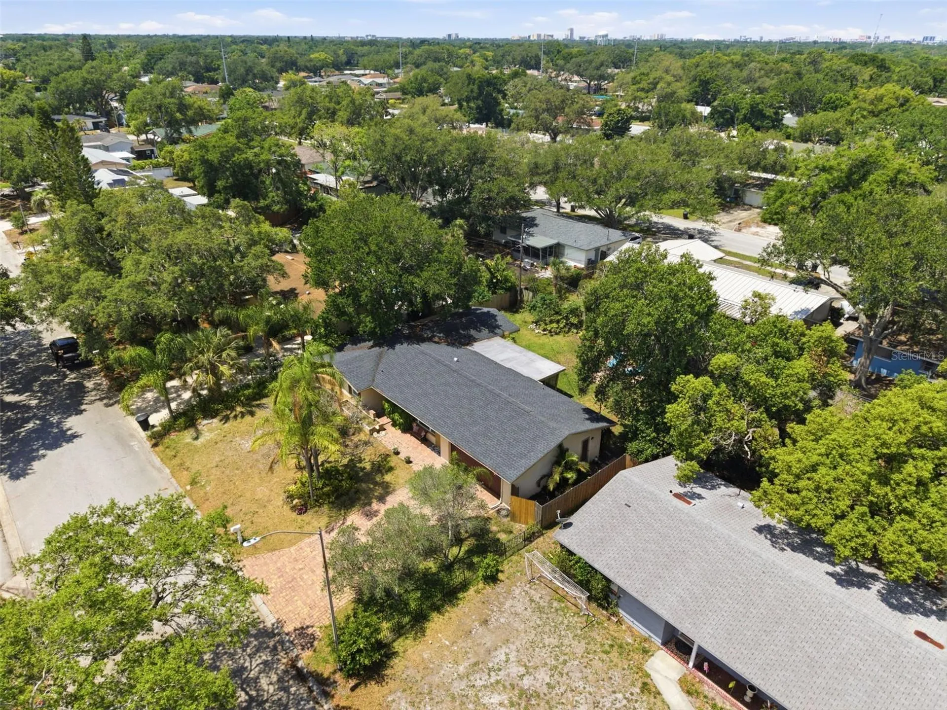 2050 Dunston Cove Road Clearwater FL 33755