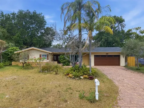 2050 Dunston Cove Road Clearwater FL 33755