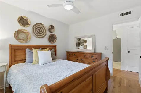 2050 Dunston Cove Road Clearwater FL 33755