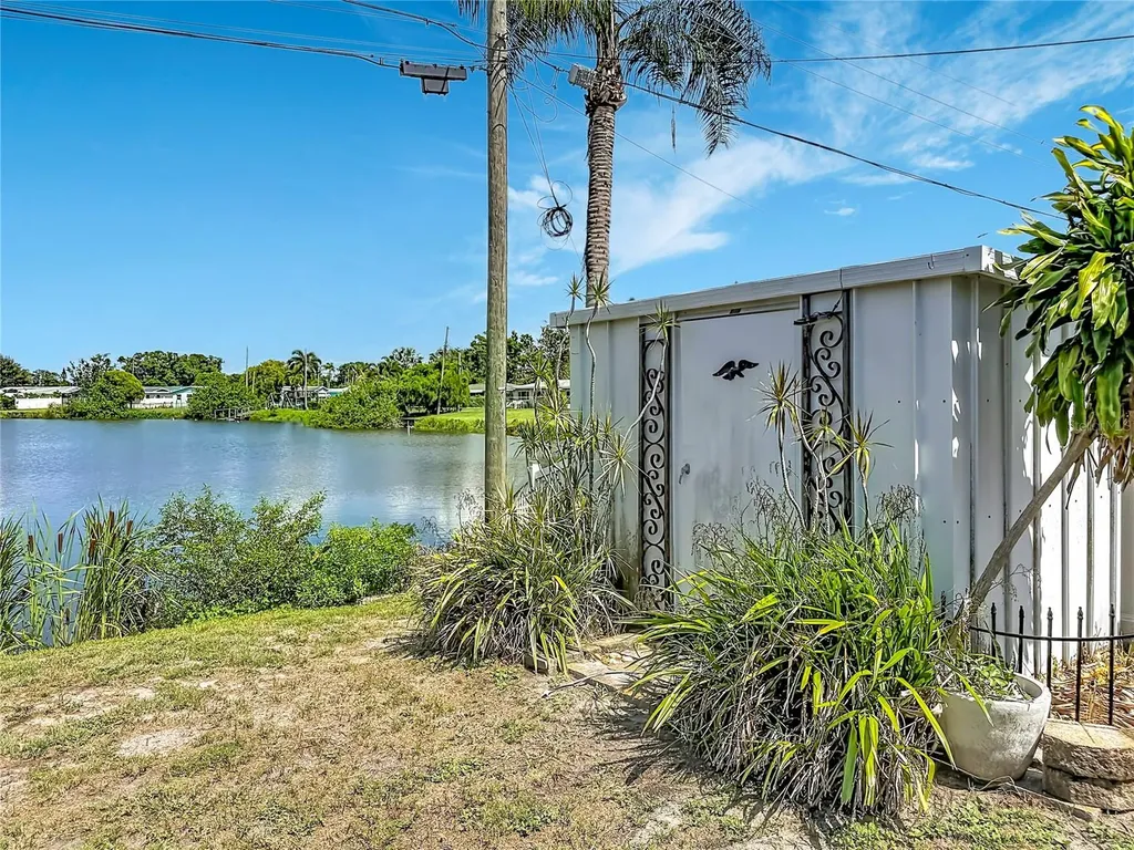 5163 60th Way N Kenneth City FL 33709