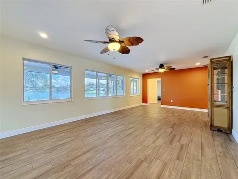 5163 60th Way N Kenneth City FL 33709