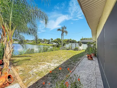 5163 60th Way N Kenneth City FL 33709