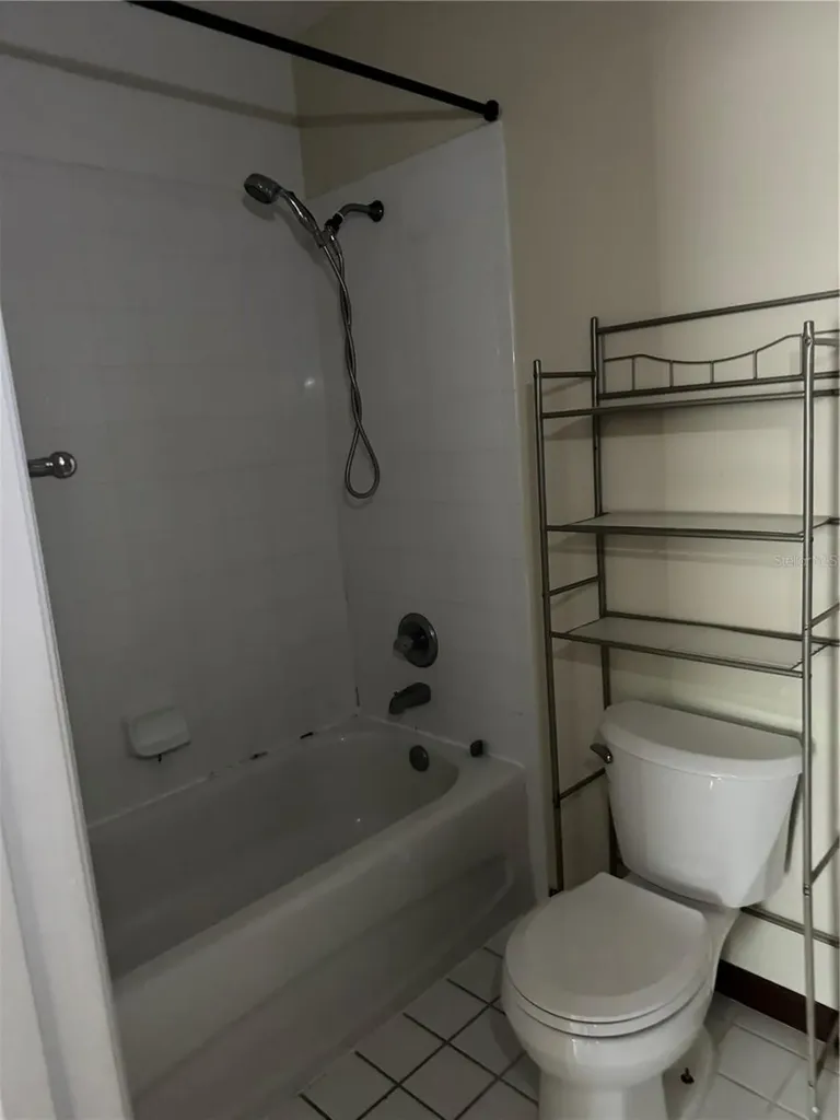 495 Las Cortes Lane Orlando FL 32824