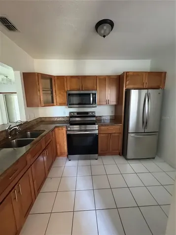 495 Las Cortes Lane Orlando FL 32824