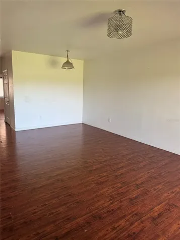 495 Las Cortes Lane Orlando FL 32824