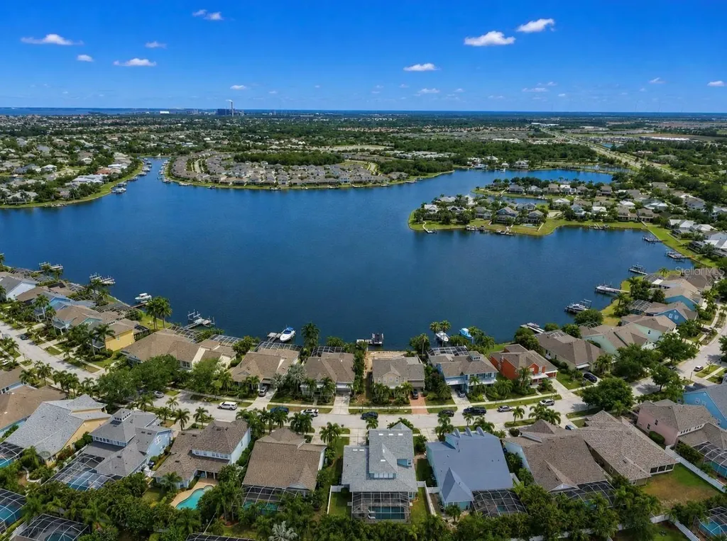 5228 Brighton Shore Drive Apollo Beach FL 33572