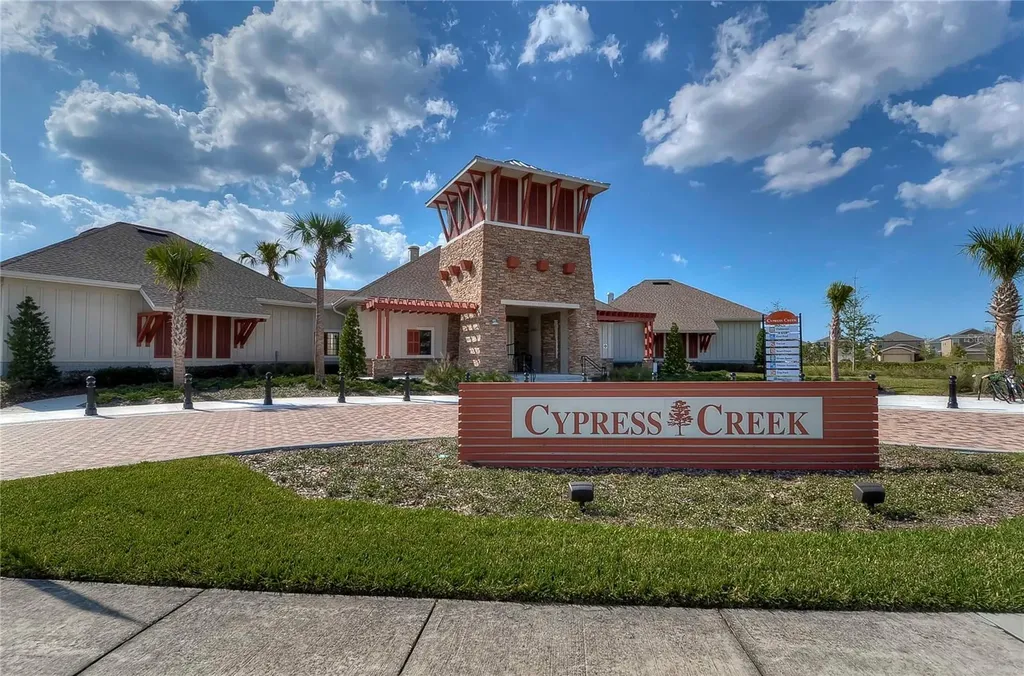 6820 Hazelnut Spice Drive Sun City Center FL 33573