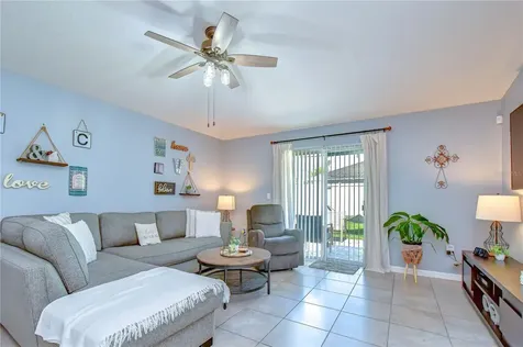 6820 Hazelnut Spice Drive Sun City Center FL 33573
