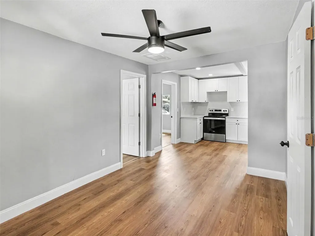 38702 South Avenue Zephyrhills FL 33542