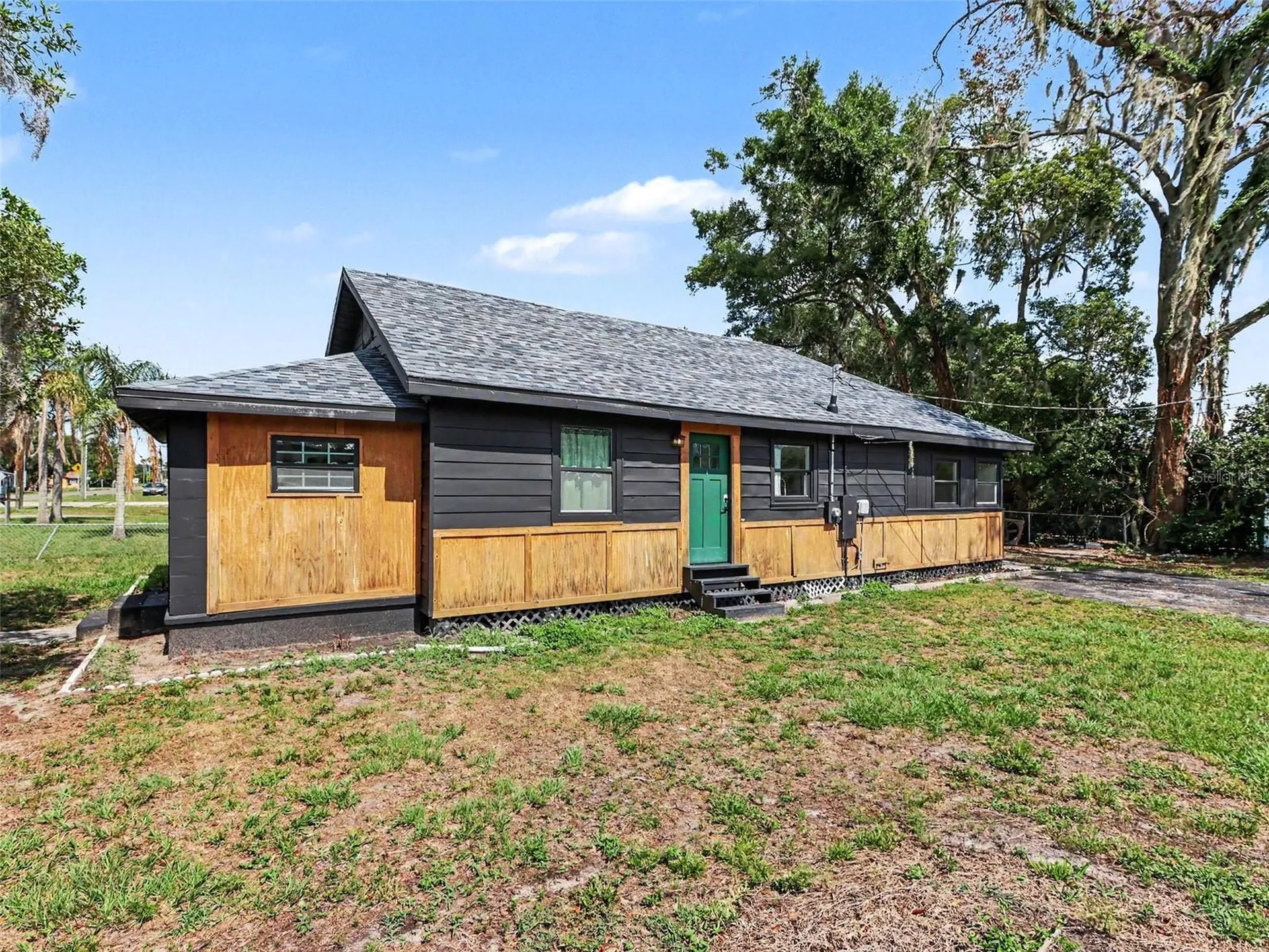 38702 South Avenue Zephyrhills FL 33542