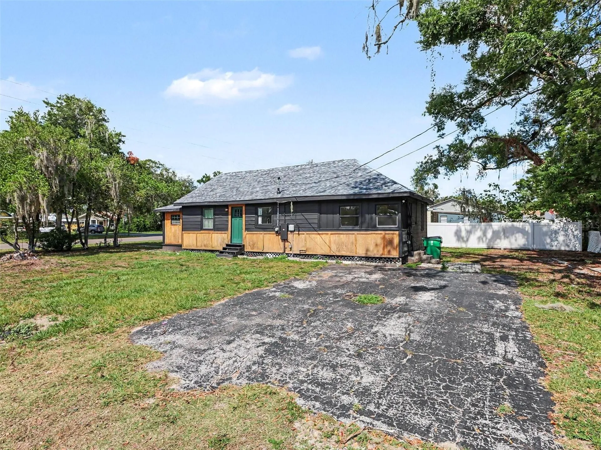 38702 South Avenue Zephyrhills FL 33542