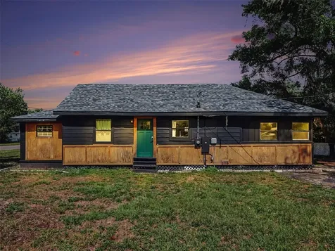 38702 South Avenue Zephyrhills FL 33542
